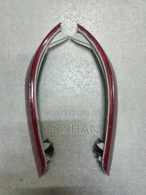 Nissan Wingroad,Serena Reflector