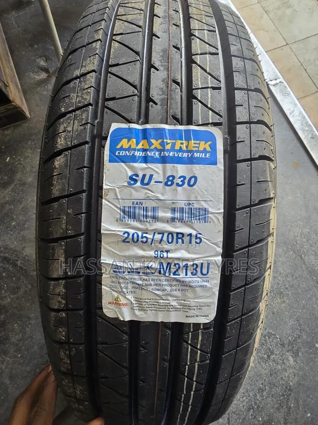 205/70r15 Maxtrek Su830