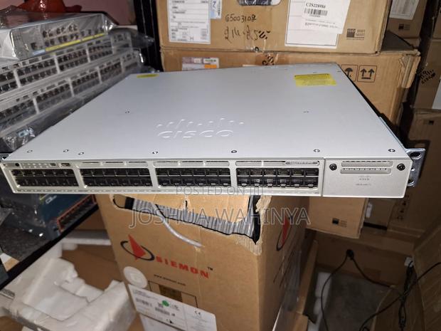 Cisco Ws C9300-48u-a V02 - thumbnail 3