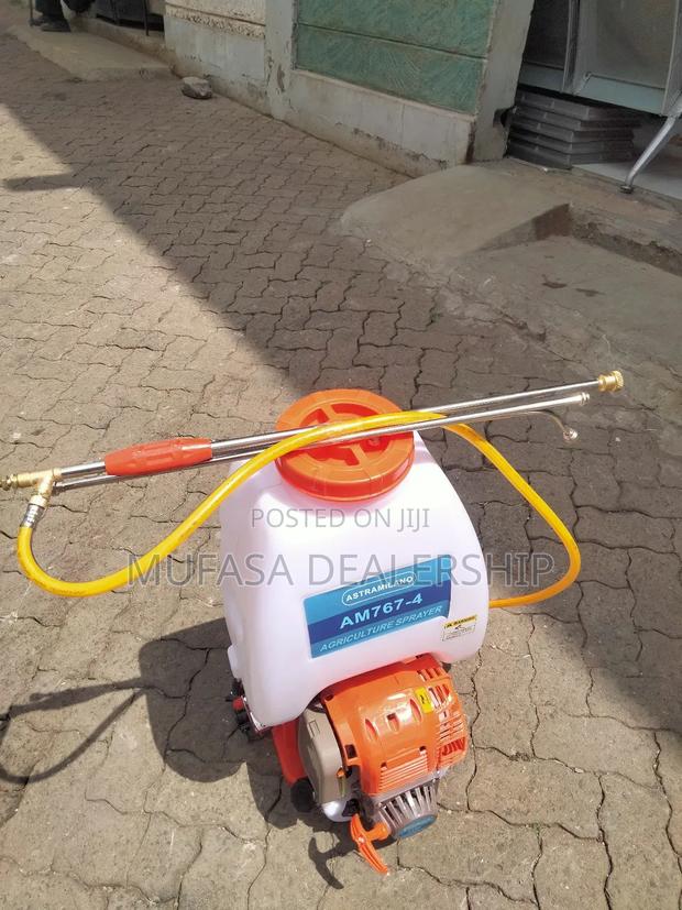 4 Stroke Astromilano Farm Sprayer - thumbnail 4