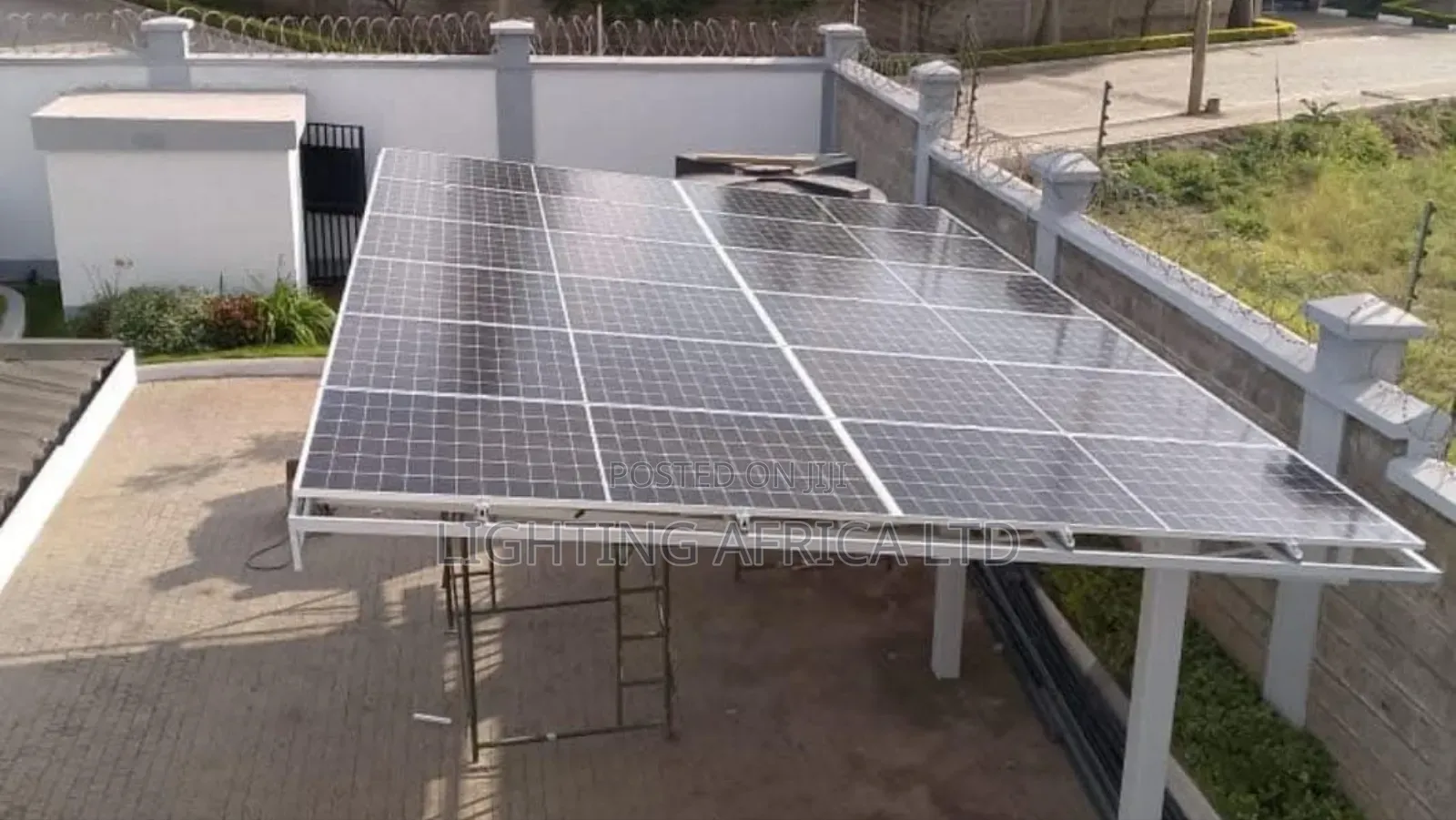 8kva Inverter - 10kwh Lithium - (8)595W Solar - Free Installation