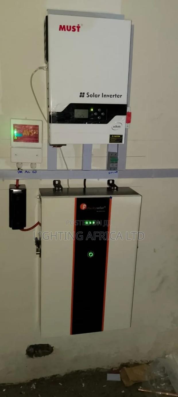 8kva Hybrid + 10.26kwh Lithium Ion Battery - (8) 625w Bifacial Solar