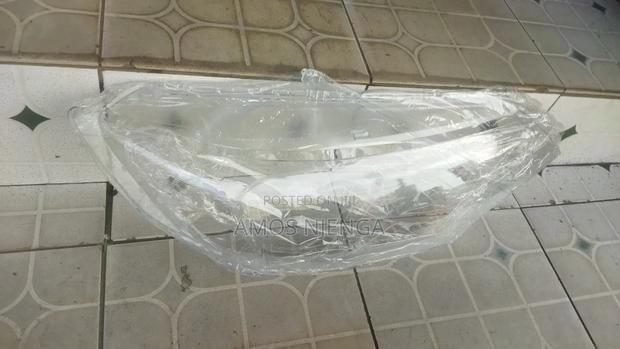 Honda Fit 2018 Headlight Lens - thumbnail 4
