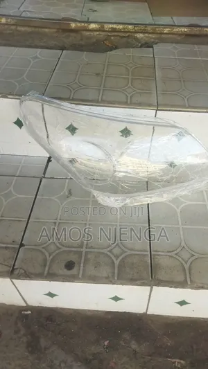 Toyota Ist Headlight Lens