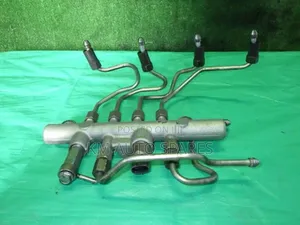 Mazda Rf6 Common Rail for Nissan Vanette, Mazda Bongo.