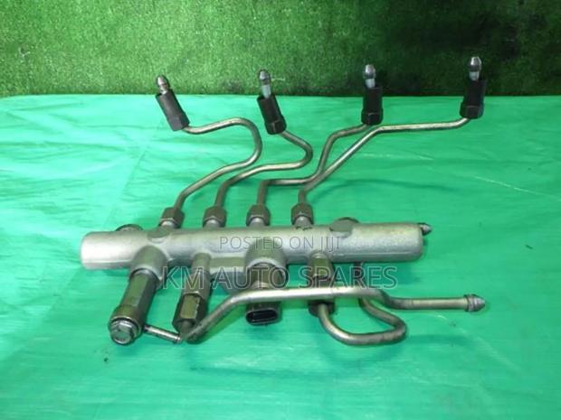 Mazda Rf6 Common Rail for Nissan Vanette, Mazda Bongo. - thumbnail 2