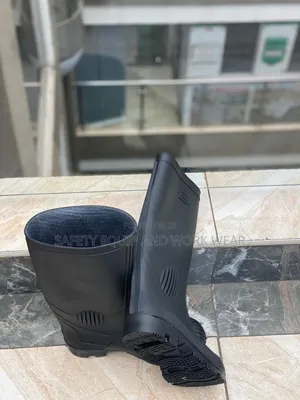 Heavy Duty Gumboots With Chemical Resistant
