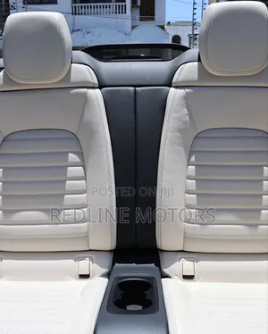 Mercedes-Benz C180 2018 Pearl