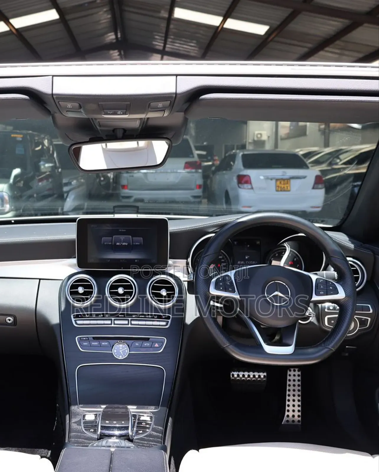 Mercedes-Benz C180 2018 Pearl