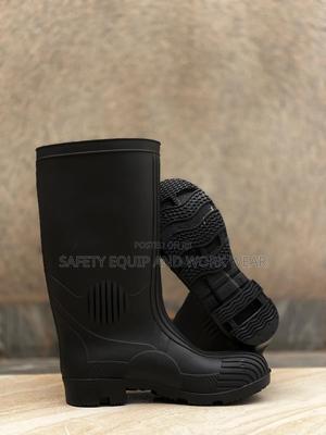Heavy Duty Gumboots For Wet Fields - thumbnail 2
