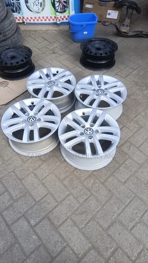 Size 16/5/112 Volkswagen Passat Original Rims
