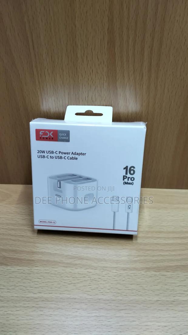 FDK 20w Type C to Type iPhone 16 Pro Max Charger - main view