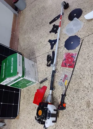 8 Blades 4 Stroke Brush Cutter / 4 Stroke Brush Cutter