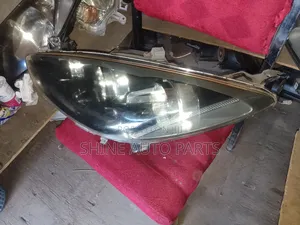 Mazda Demio Headlight (Headlamp Xenon)