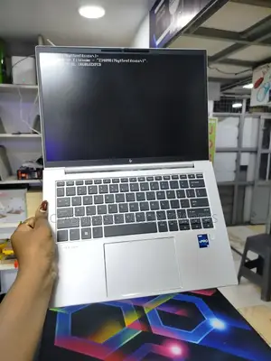 Laptop HP EliteBook 840 G9 16GB Intel Core i7 SSD 512GB