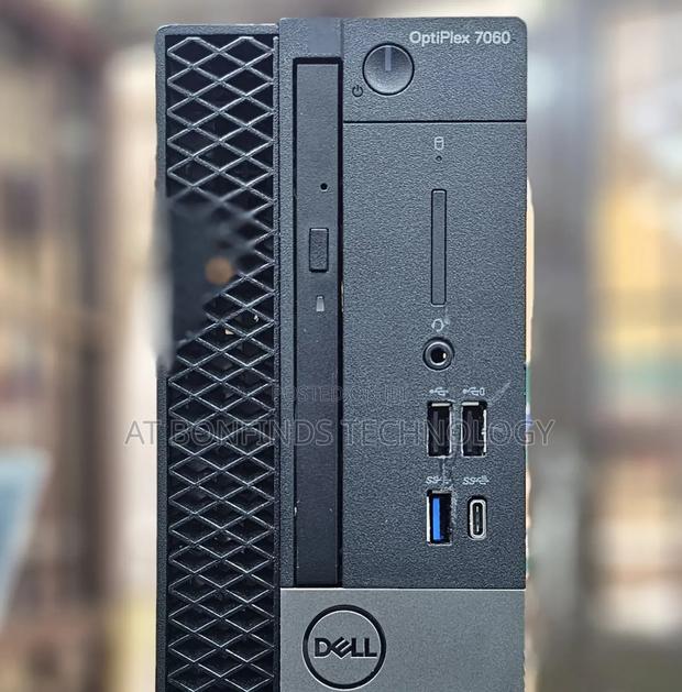 Desktop Computer Dell OptiPlex 7060 8GB Intel Core i7 SSD 256GB
