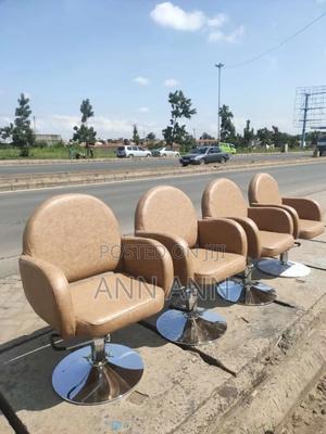 4 Hydraulic Spa/ Salon Seats - main view