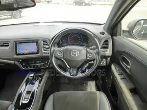 Honda Vezel 2018 Black
