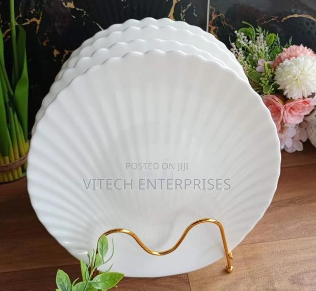 6 Pc Shell Plates White - main view
