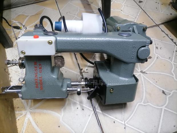 Heavy Duty Portable Bag Closer Machine - main view