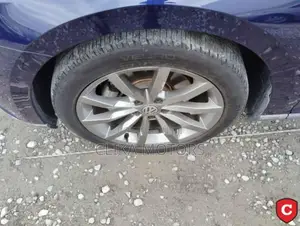 Volkswagen Passat 2018 Blue