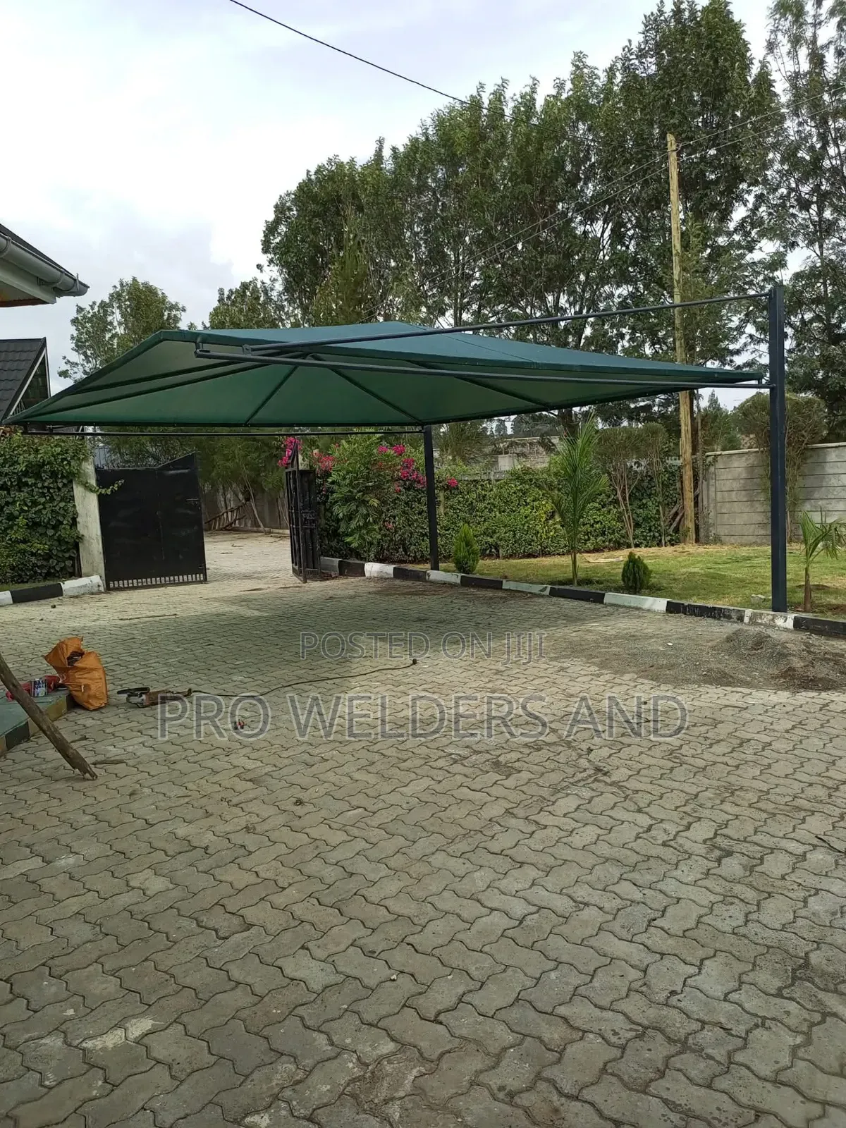 Stylish Durable Carshade – Ultimate Protection for Your Car