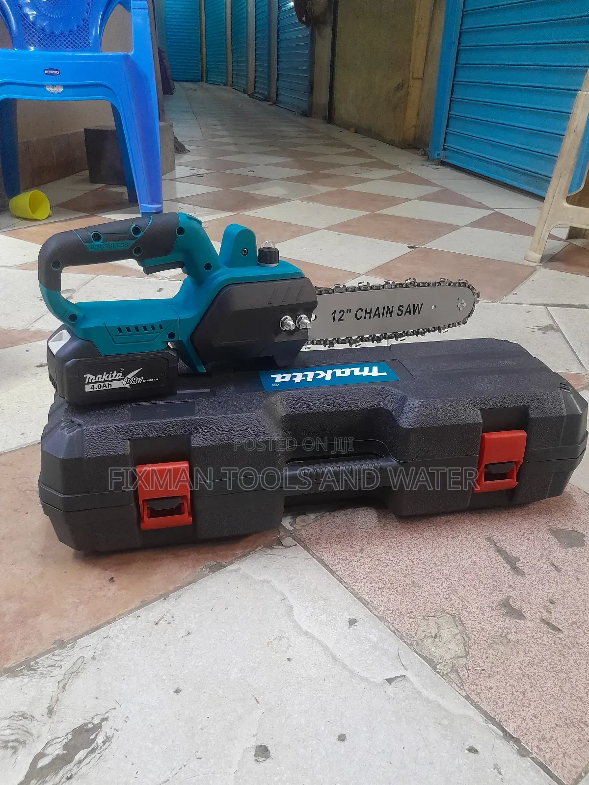 Chain Saw Cordless 12 Inch With Two Batteries 88v