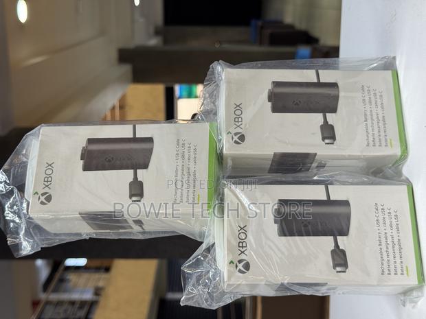 Xbox Series Rechargeable Battery Pack - thumbnail 4