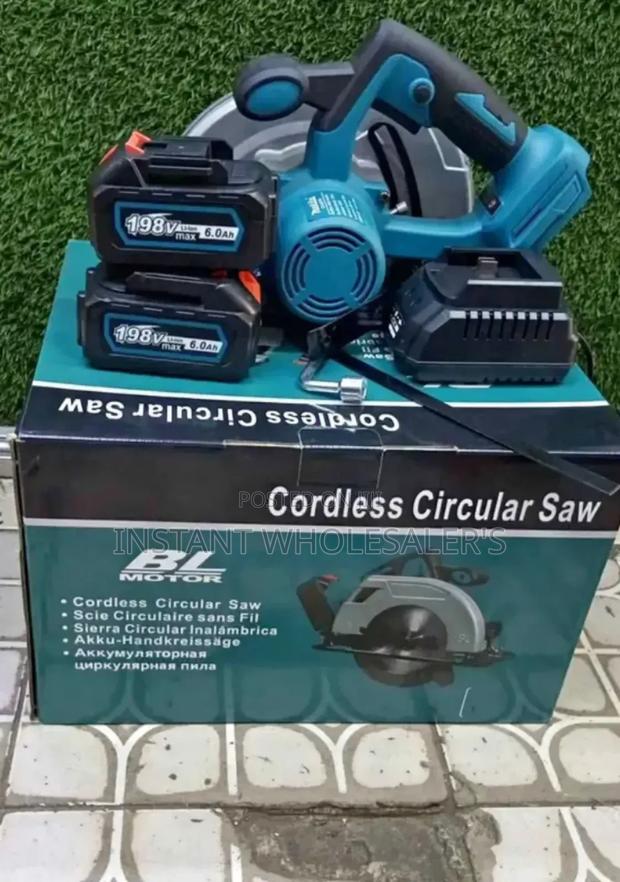 Rechargeable Circular Saw