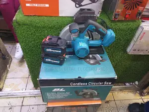 High Standard Makita Cordless Circular Saw