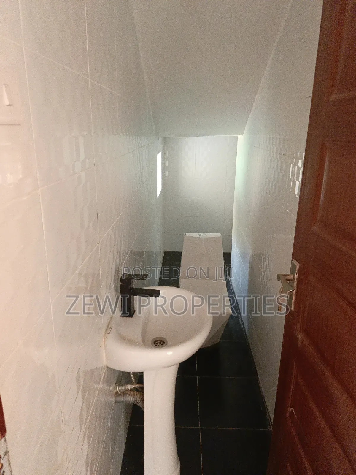 4bdrm Maisonette in Matasia for sale