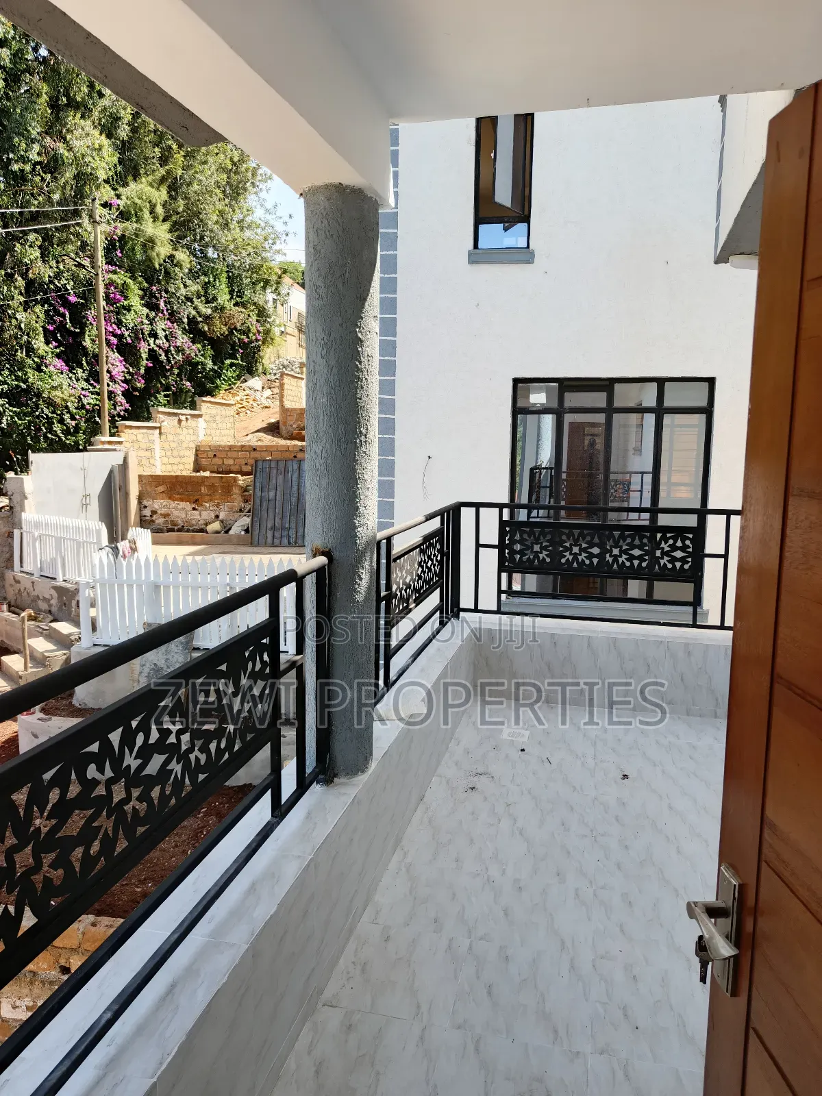 4bdrm Maisonette in Matasia for sale