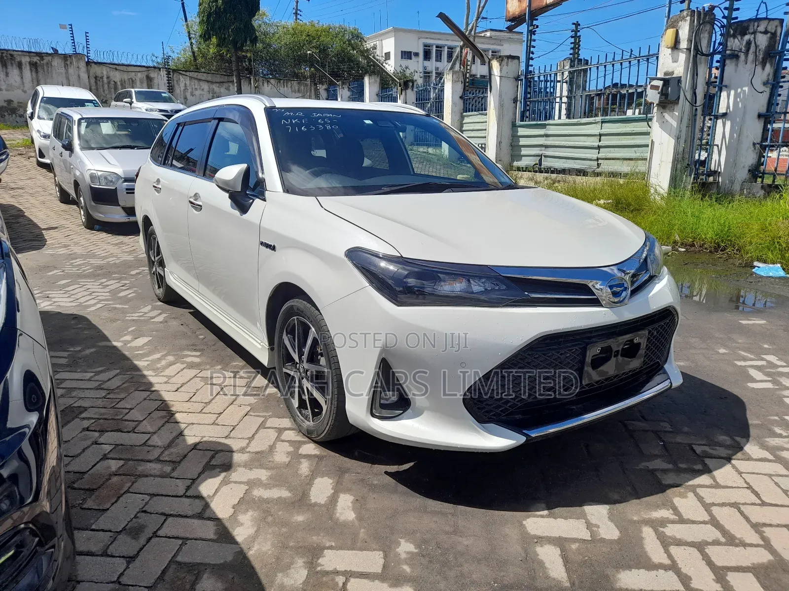 Toyota Corolla Fielder 2019 White