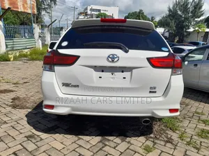 Toyota Corolla Fielder 2018 White