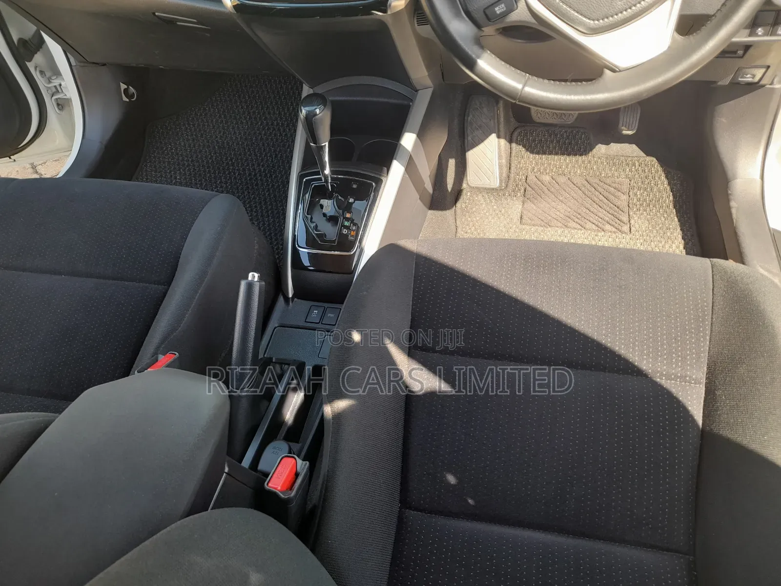 Toyota Corolla Fielder 2018 White