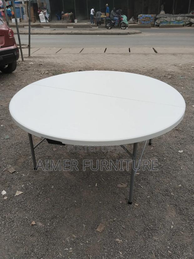 Round Folding Table
