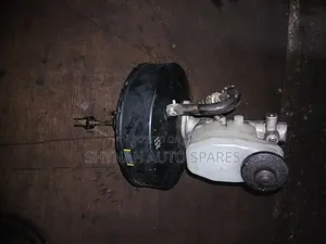 Brake Booster and Brake Cylinder Toyota Townace Old Model