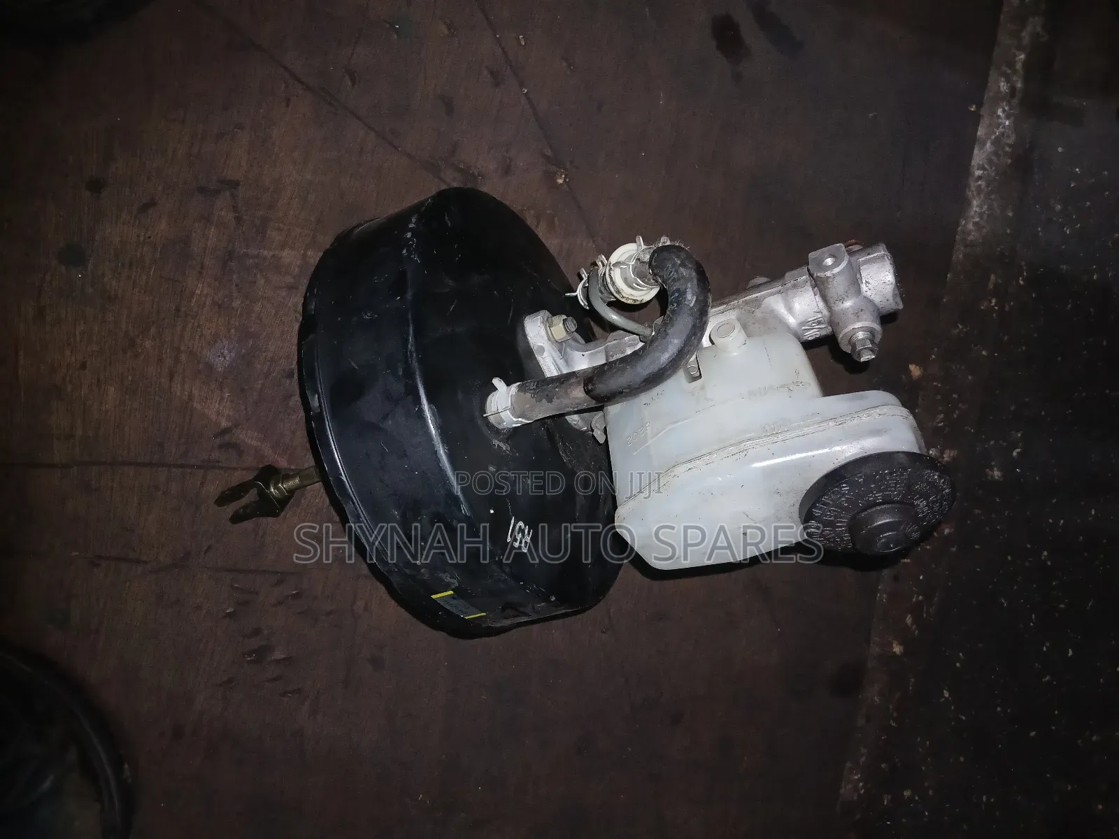 Brake Booster and Brake Cylinder Toyota Townace Old Model
