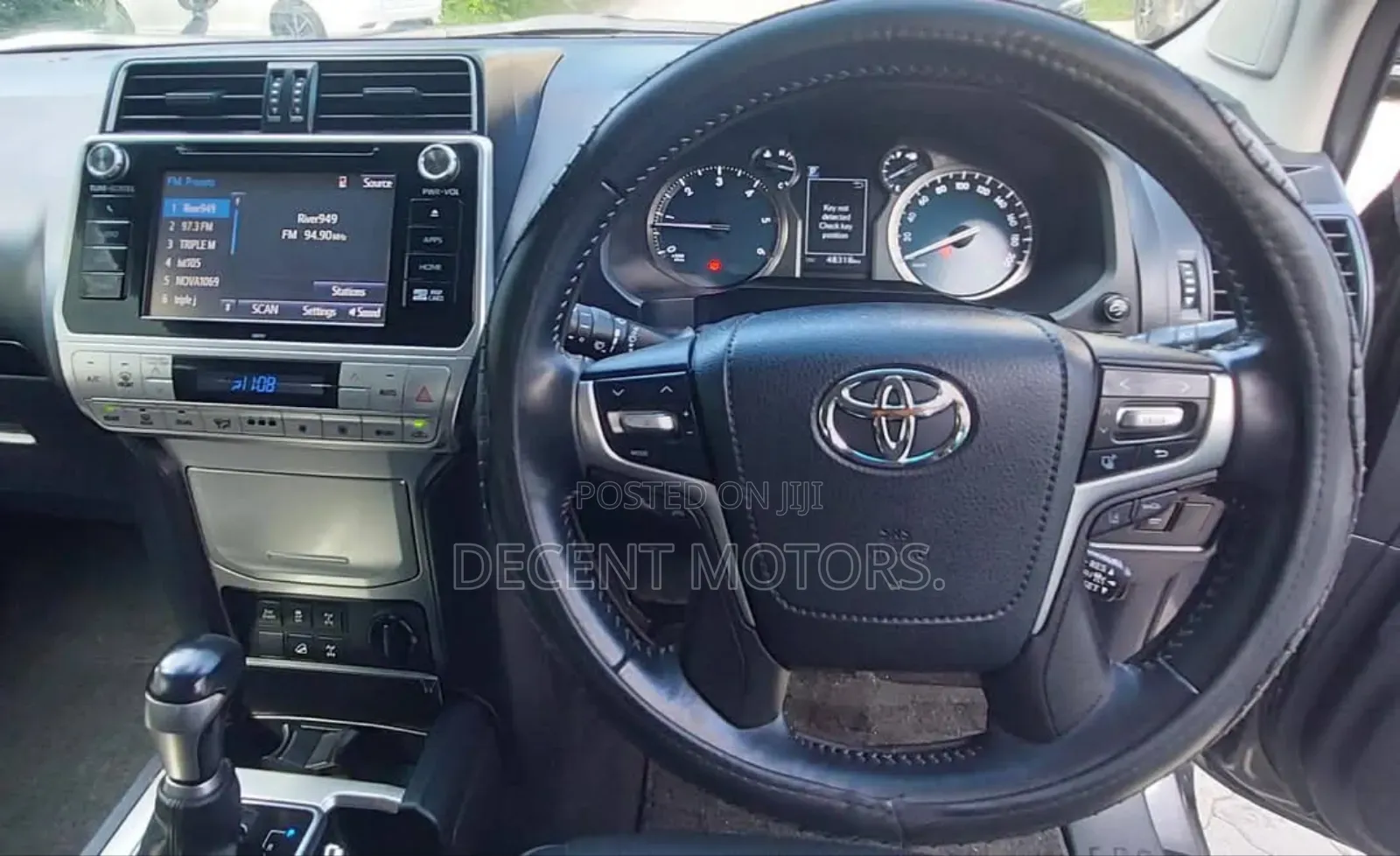 Toyota Land Cruiser Prado 2.8 2019 White