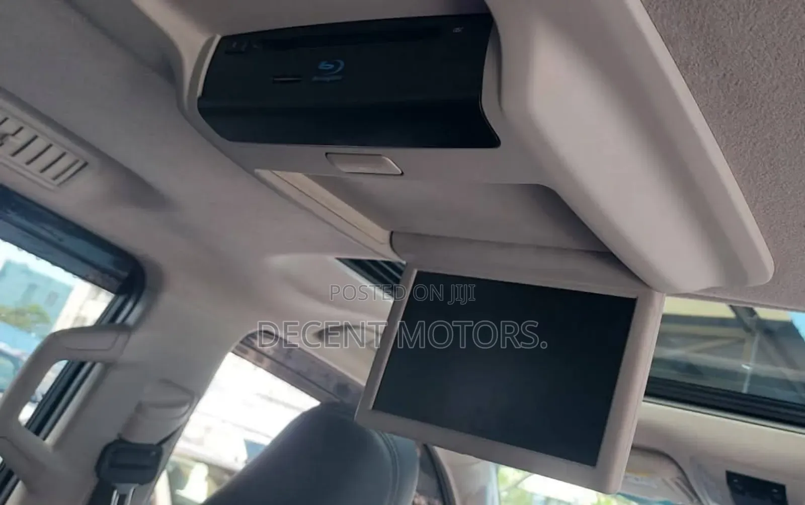 Toyota Land Cruiser Prado 2.8 2019 White
