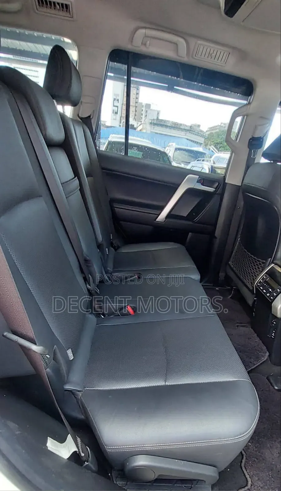 Toyota Land Cruiser Prado 2.8 2019 White