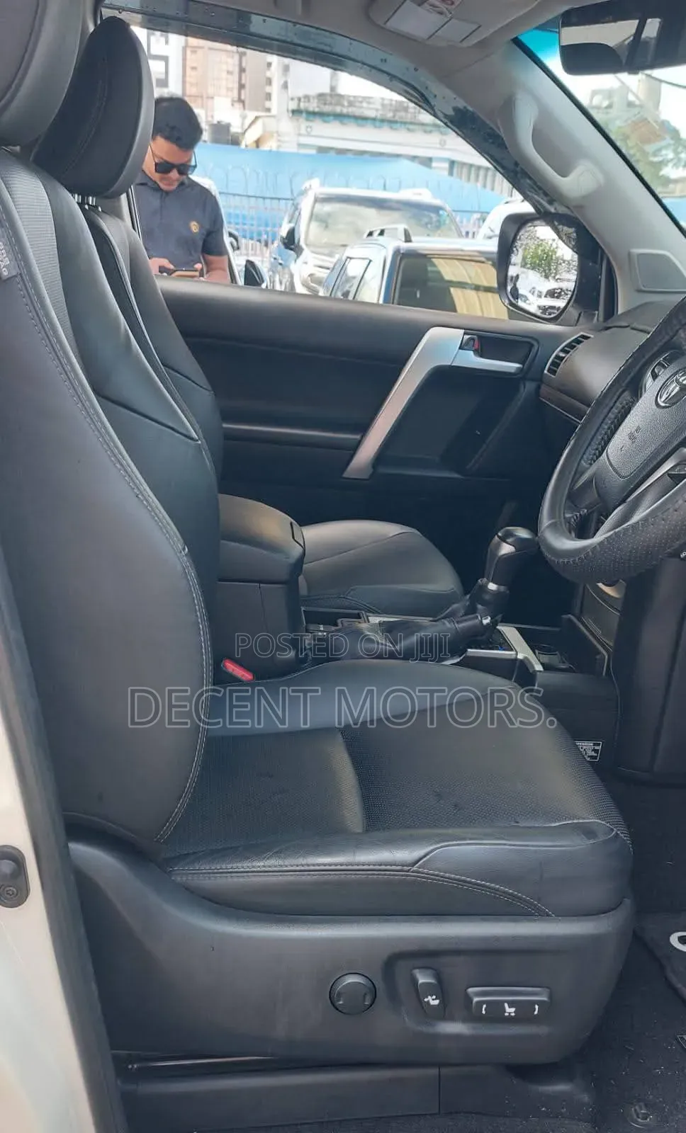 Toyota Land Cruiser Prado 2.8 2019 White