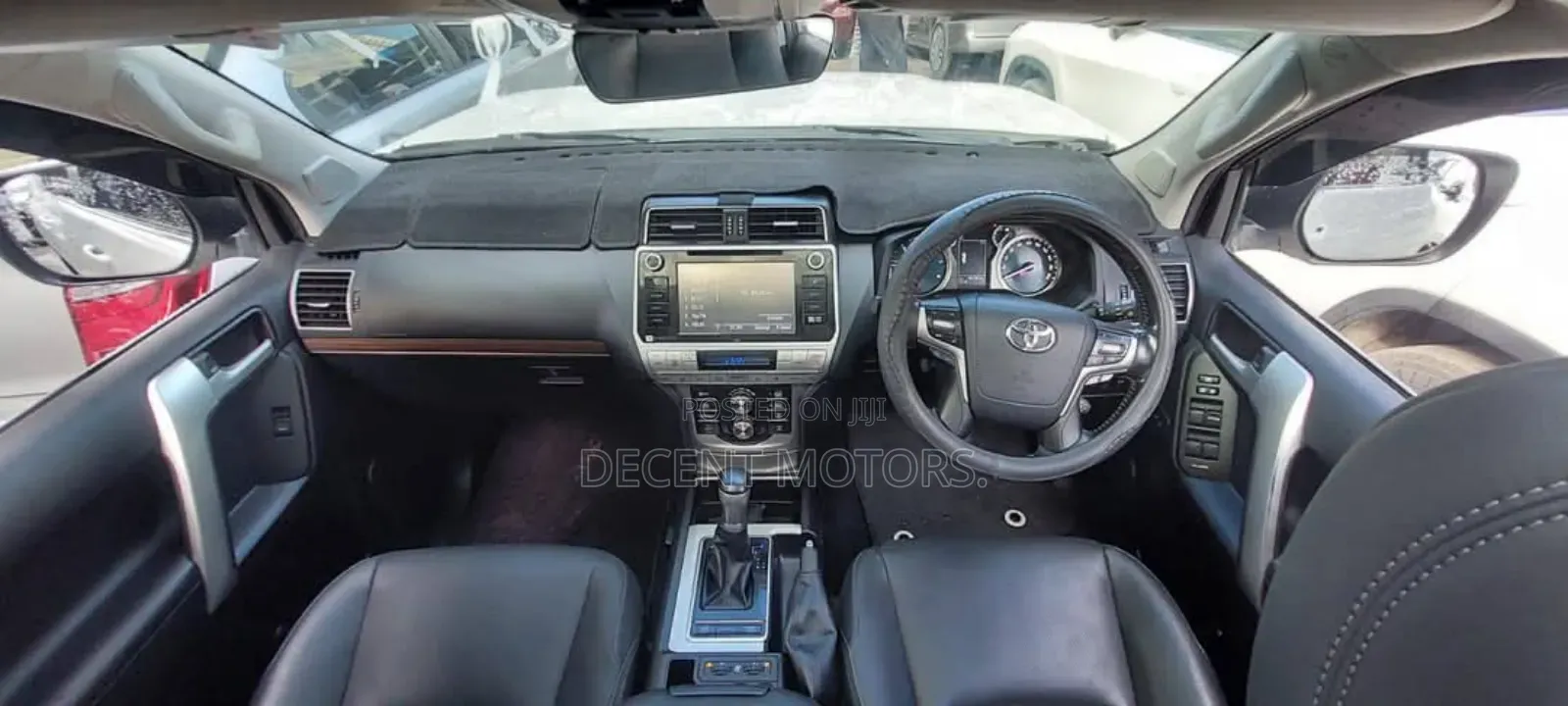 Toyota Land Cruiser Prado 2.8 2019 White