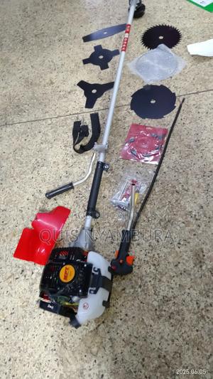 4 Stroke Grass Cutter Machine/Brush Cutter 8blade - main view