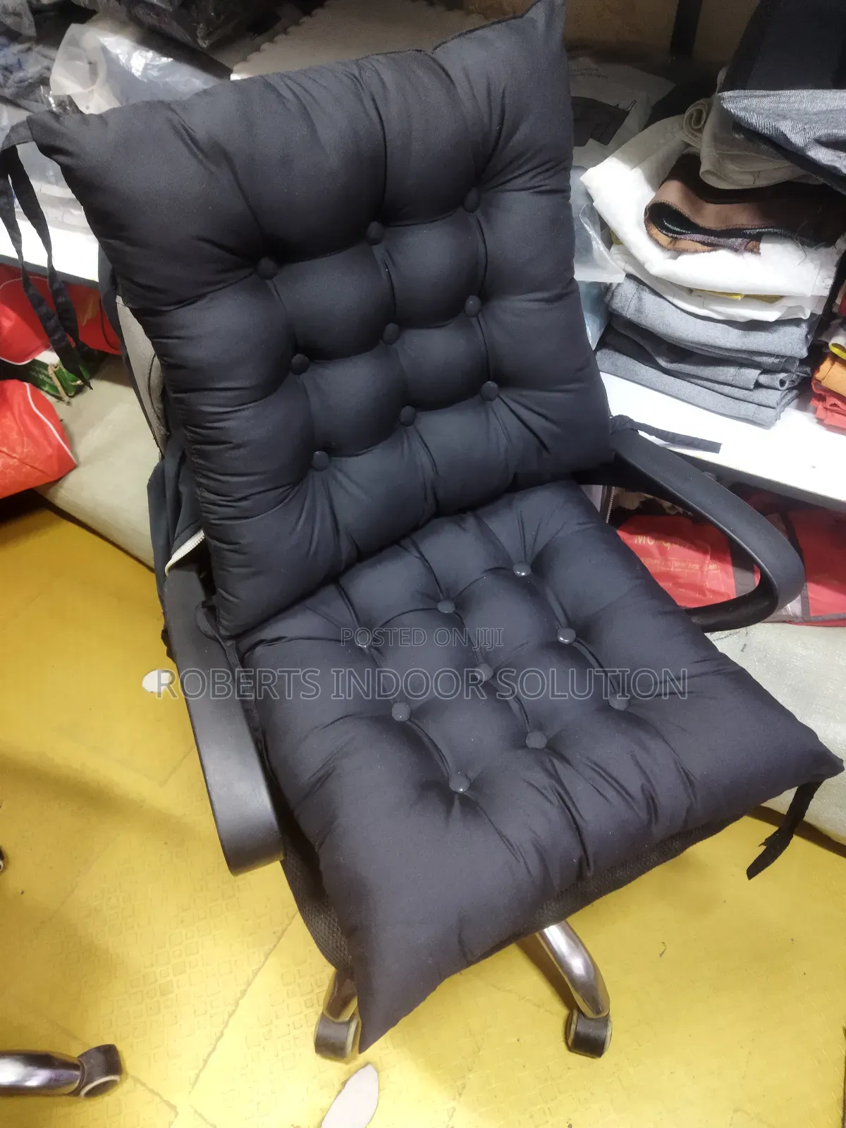Out-and-Out Chair Pads Comforters Avaix