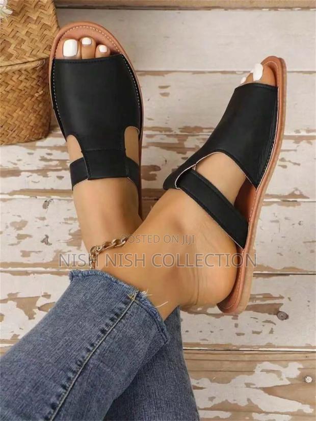 Zaina 680 Sandal - main view