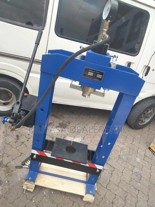 30t Hydraulic Press