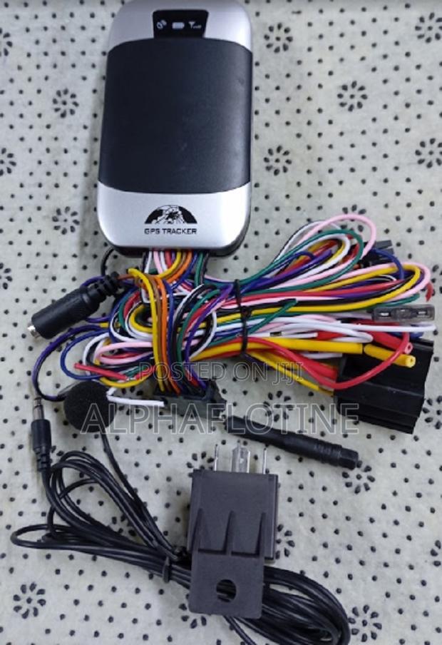 Car Tracker Tk303 GPS GPRS Tracker for Online SMS Tracking