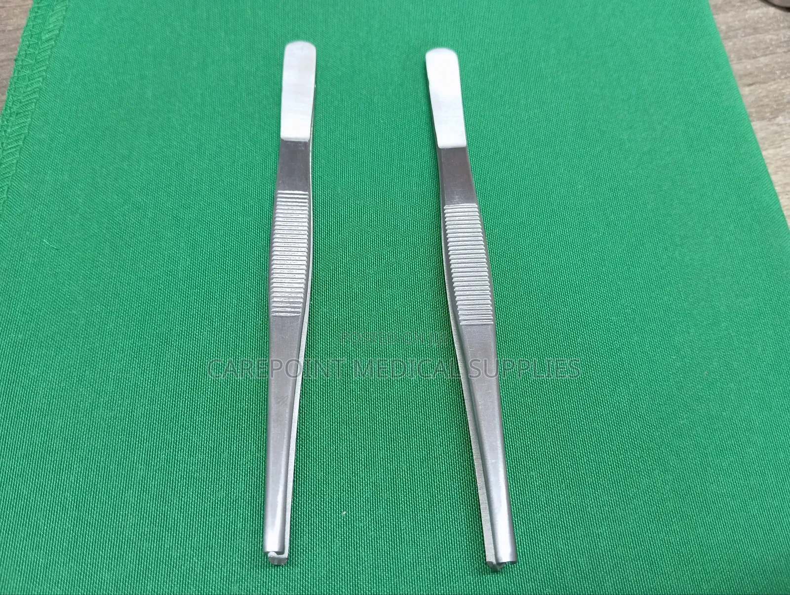 Dissecting Forceps