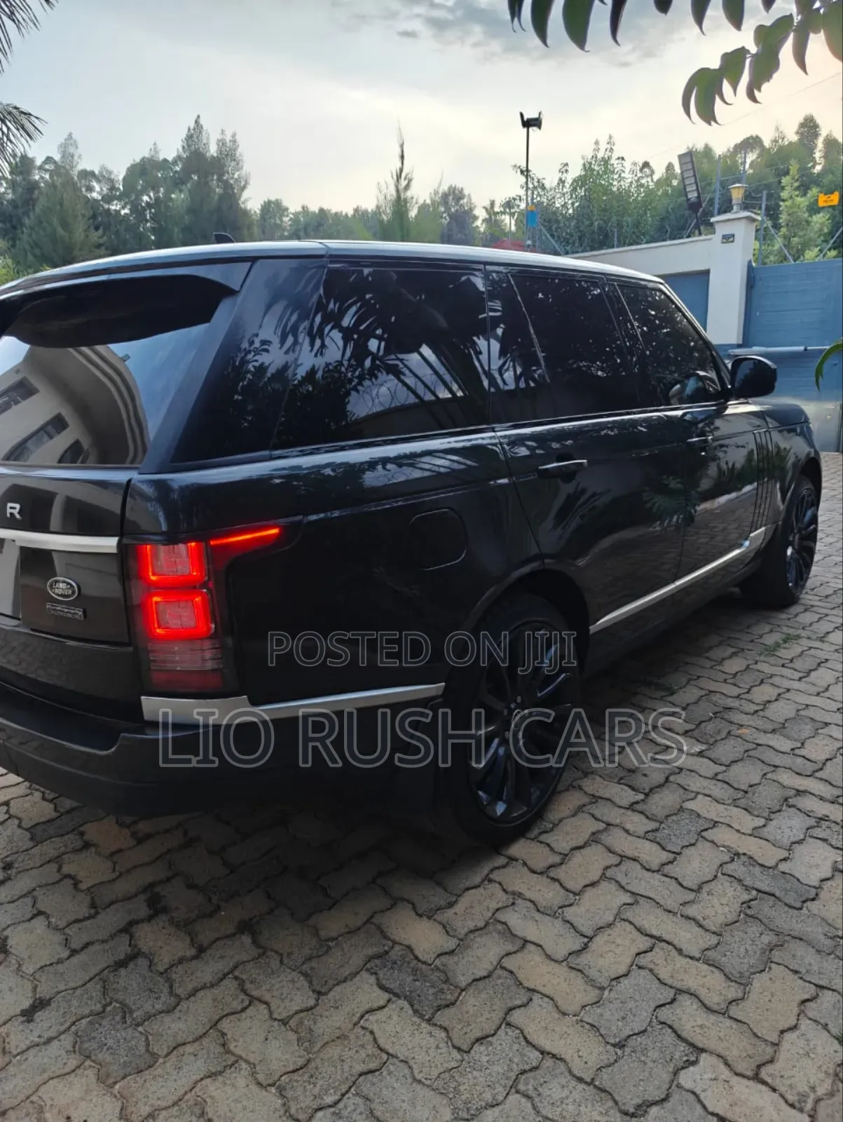 Land Rover Range Rover Vogue 2016 Black